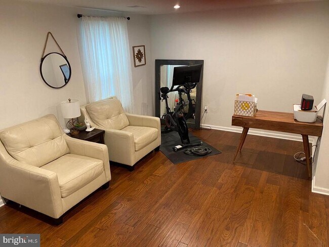 Foto del edificio - 261 Compass Dr