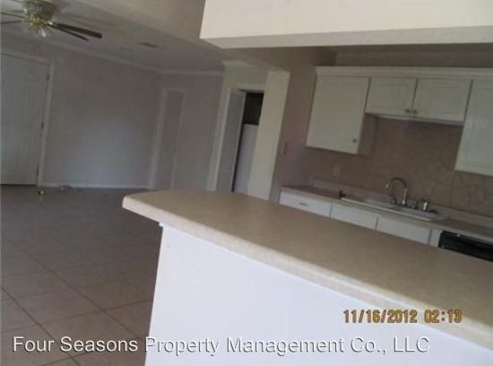 Building Photo - 3 br, 2 bath House - 53 Holly Circle
