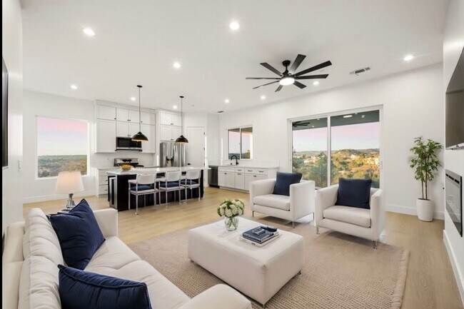 Foto del edificio - Brand new home in Loomis