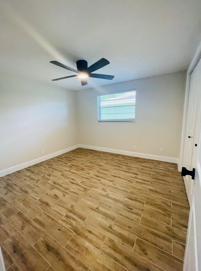 Photo - Glen Ave House