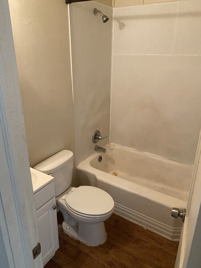 Foto del edificio - 657 Coleman St