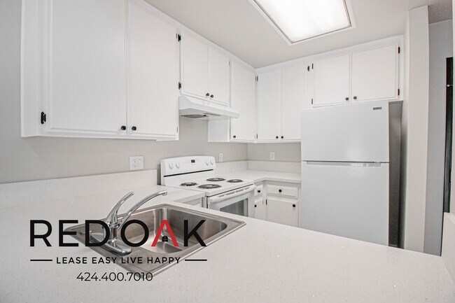 Foto del edificio - 3711 Cogswell Rd