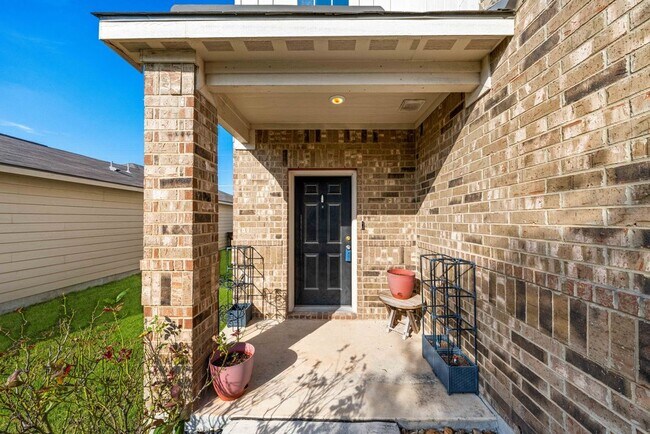 Building Photo - 739 Veloway Trail