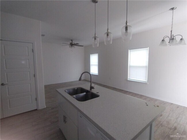 Foto del edificio - 16 Valley N Cir