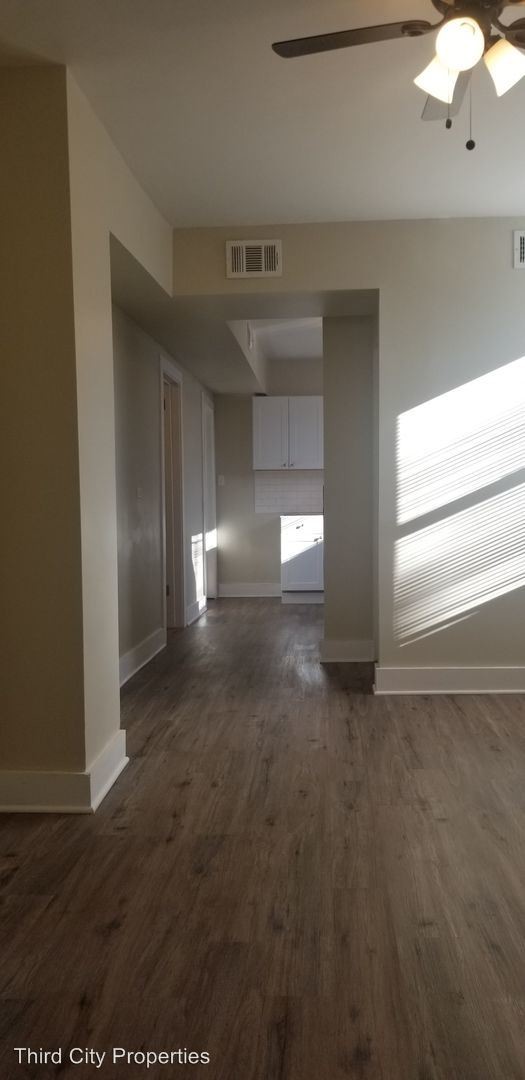 Foto del edificio - 2222 N Major Ave
