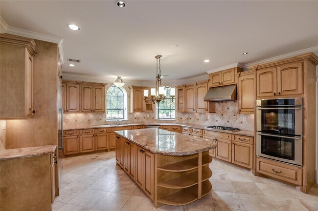 Foto del edificio - 4806 Pine Wood Meadows Ln