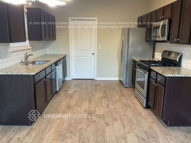 Foto del edificio - 473 Highland Falls Dr