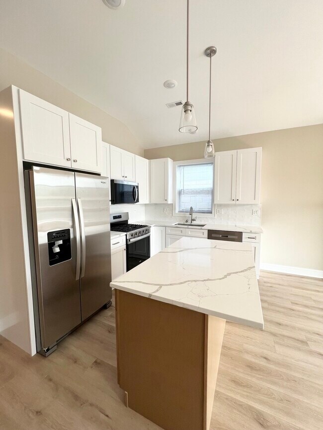 Foto del edificio - 4934 S Champlain Ave