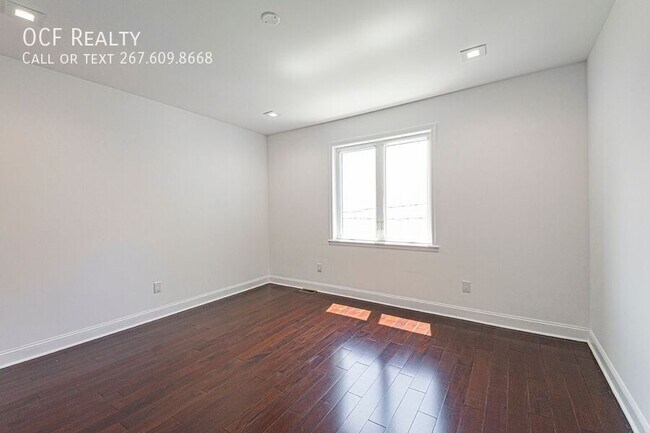 Foto del edificio - Gorgeous Four Bedroom Home in Point Breeze
