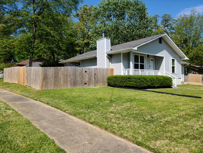 Building Photo - 12724 Goldleaf Dr