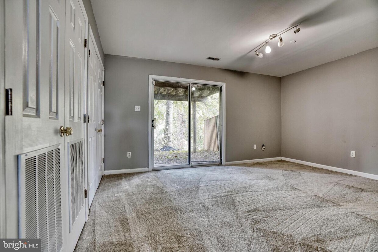 6860 Sanctuary Ct, Elkridge, MD 21075 Townhome Rentals in Elkridge MD