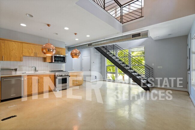 Building Photo - 785 Alloy Ct