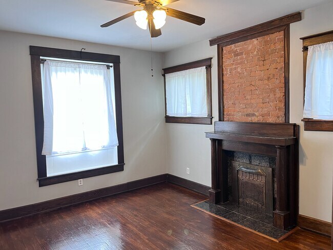 Foto del edificio - 2205 Kirby Ave