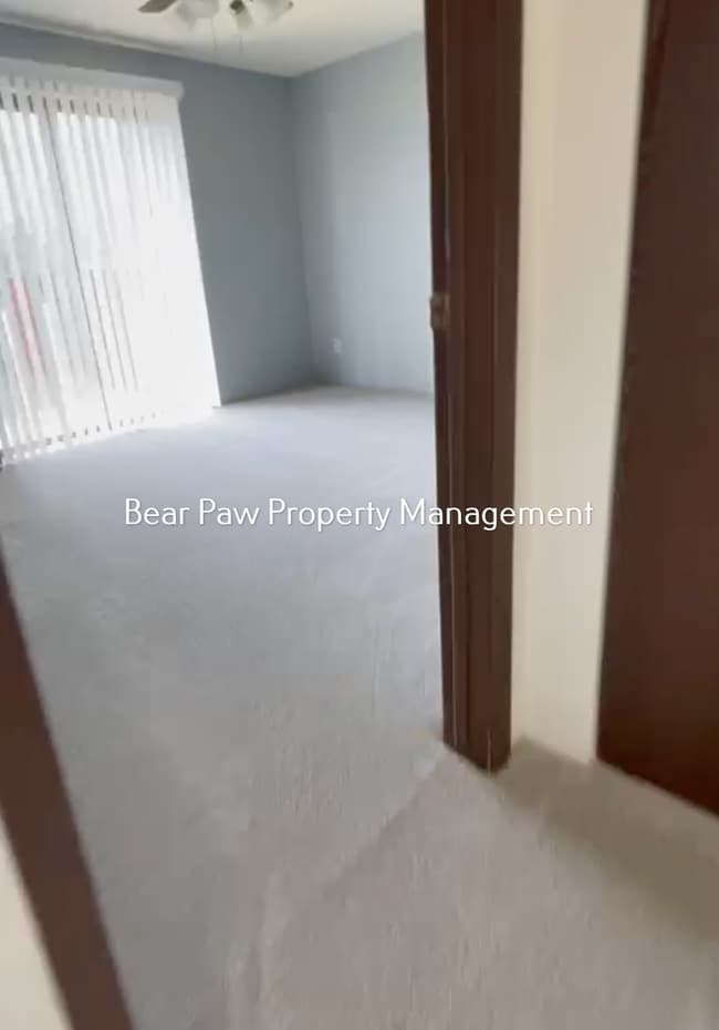 Building Photo - "Charming 4-Bed Townhouse in Golden, CO "