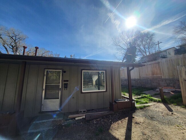 Foto del edificio - MIN0612>**