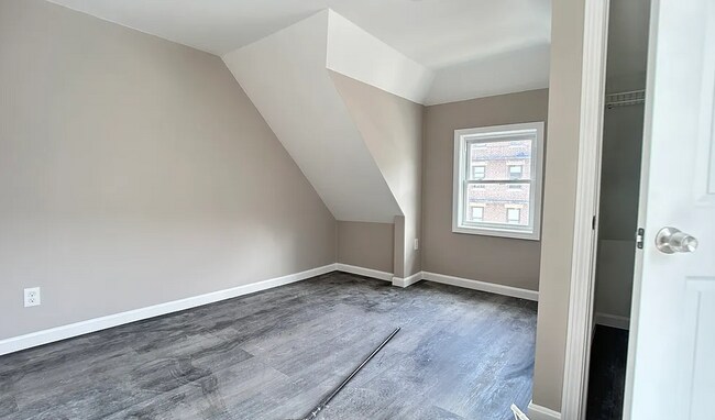 Foto del edificio - 16 Long Ave