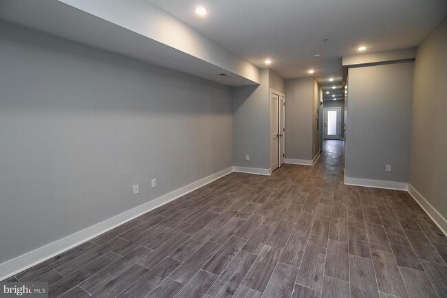 Foto del edificio - 5334-36 Cedar Ave