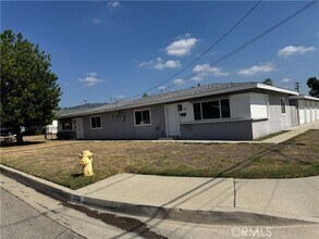 Building Photo - 409 E Lemon Ave