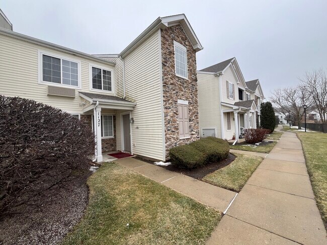 Foto del edificio - 1127 Silverstone Dr