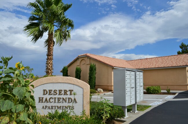 Building Photo - Desert Hacienda Apartments