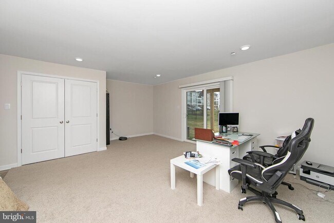 Foto del edificio - 272 Macoun Way