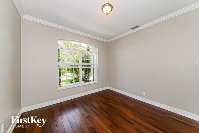 Foto del edificio - 1243 S Hartsdale St