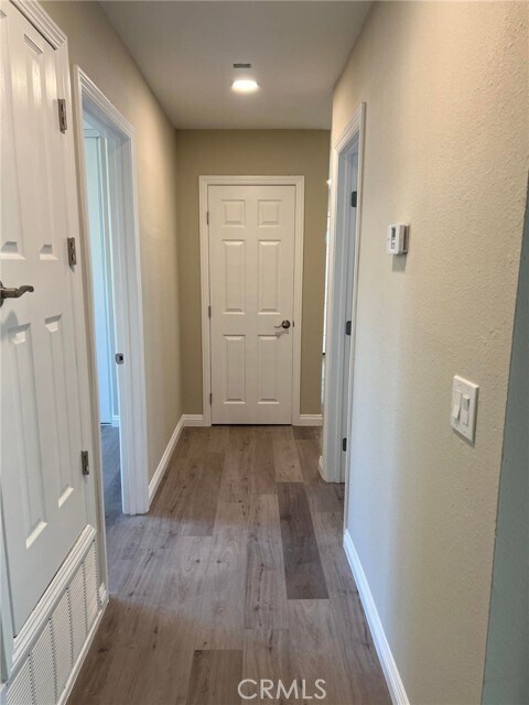 Foto del edificio - 5912 Santa Ana Ave