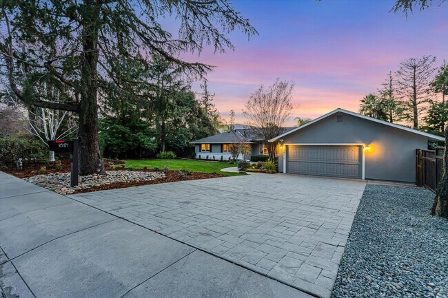 Building Photo - Luxury Rental Home in Desirable Los Gatos ...