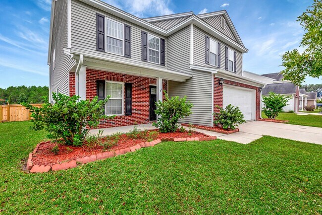 Foto del edificio - Spacious Cane Bay Home with Pond Views!