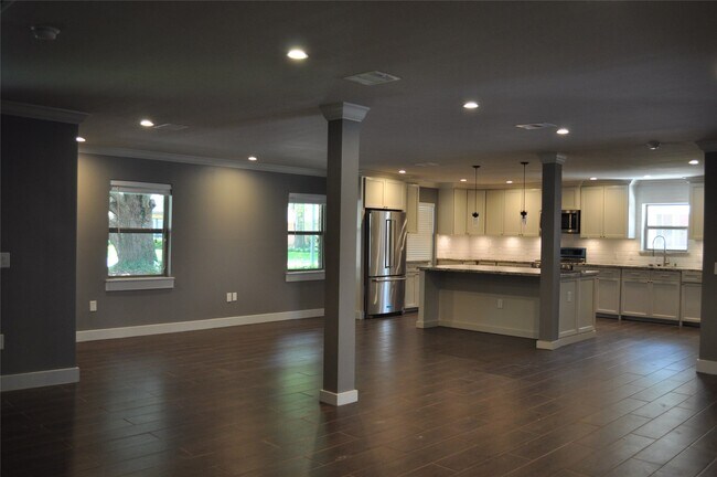 Foto del edificio - 4818 Spellman Rd