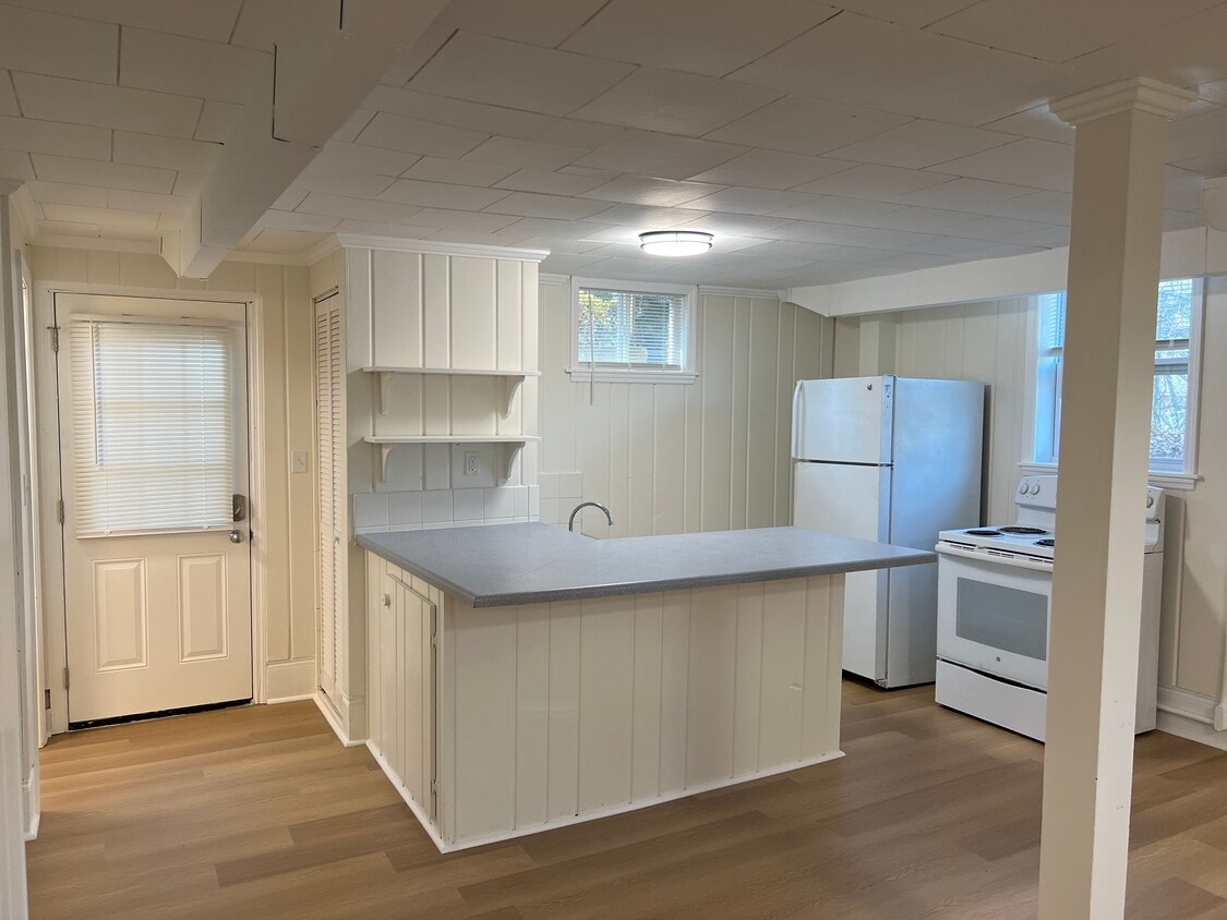 Foto principal - 513 Midvale St