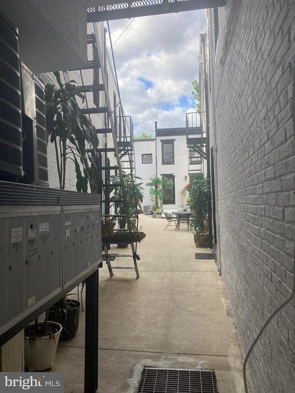 Building Photo - 776 Washington Blvd