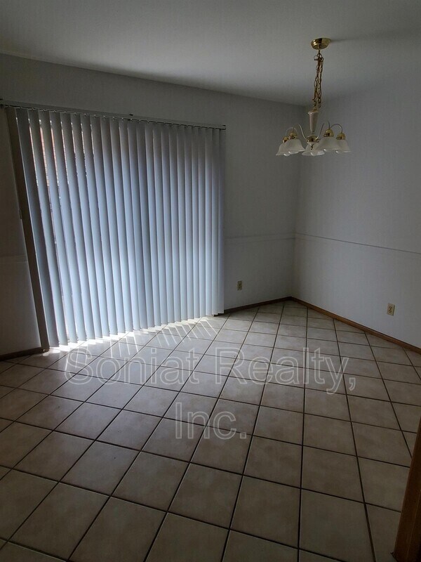 3025 16th St Unit 3025C, Metairie, LA 70002 Condo for Rent in Metairie, LA