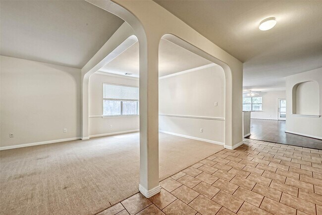 Foto del edificio - 5526 Hazel Berry Way