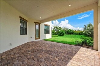 Building Photo - 12135 E Baypoint Cir