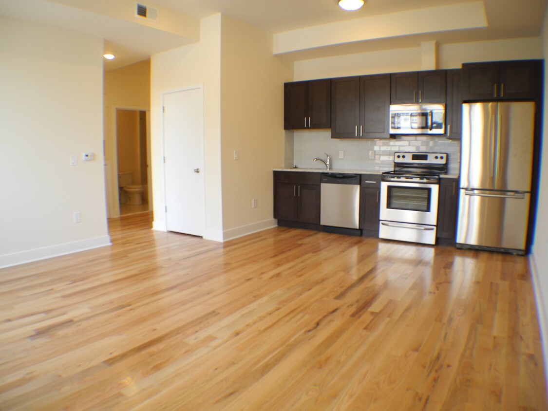 Foto principal - 1430 South St