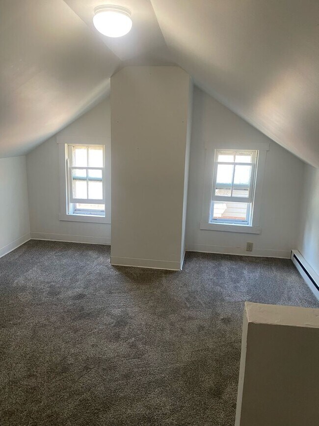 Foto del edificio - 214-216 West High Street Property, LP