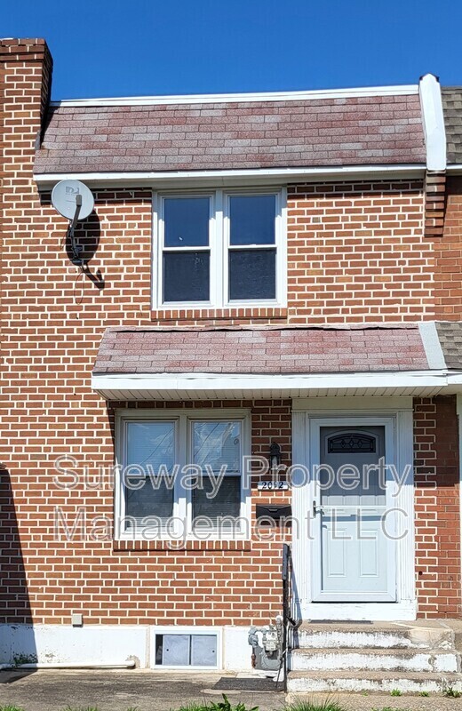 Primary Photo - 2092 Heather Rd