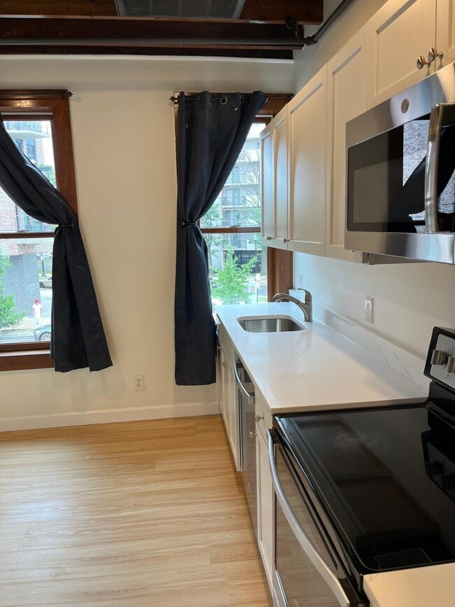 Photo - 1418 Maryland Ave NE Apartment