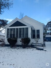 Building Photo - 1226 Sanford St