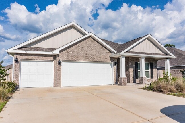 Building Photo - 1109 Shoal River Dr