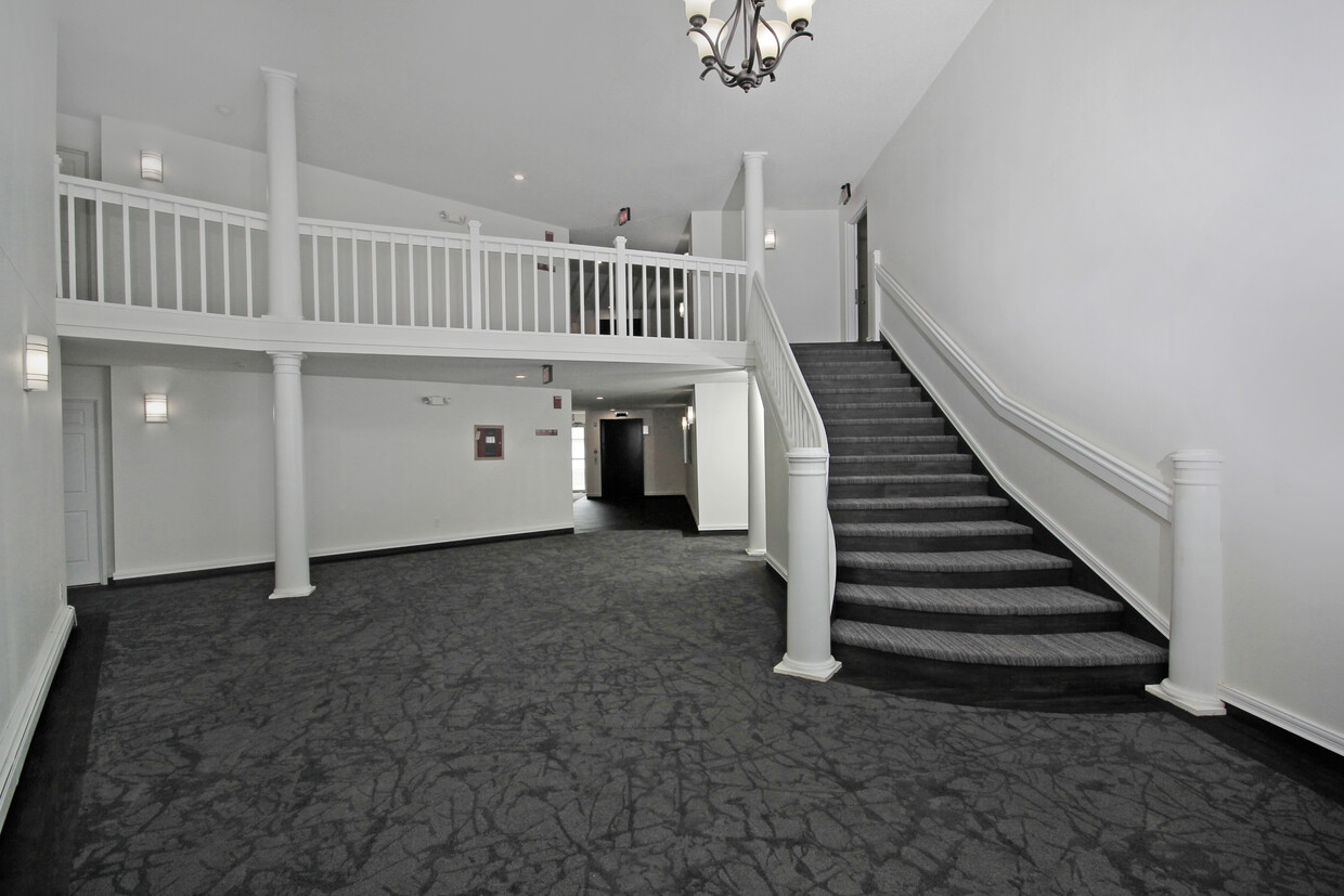 Escalera - Regency Park North