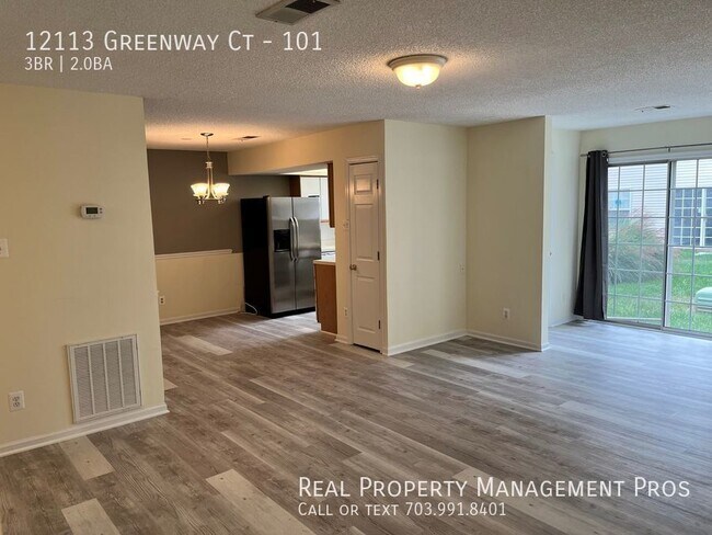 Building Photo - Minutes to RT66/Vienna Metro-Qualify for a...