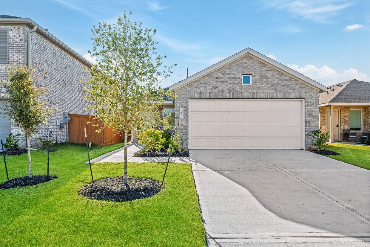 Foto principal - 3033 Dawn Sound Dr