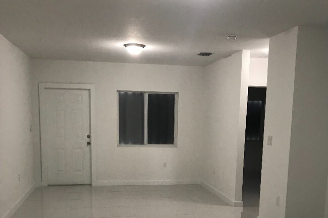 Building Photo - 1996 NW 47th St