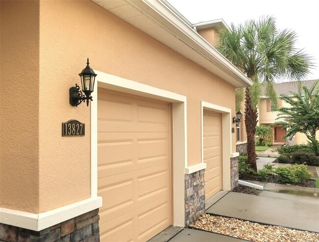 Building Photo - 13827 River Fish Ct