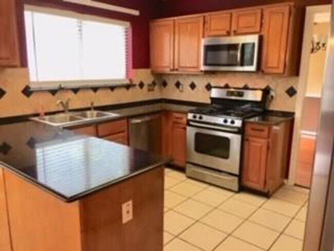 Building Photo - 4418 Plantation Creek Dr