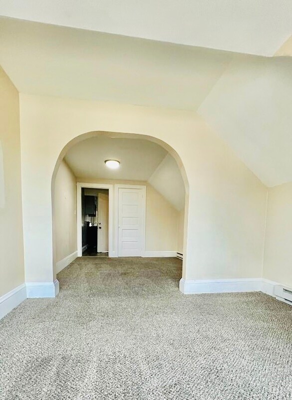 Building Photo - 2446 Freemansburg Ave