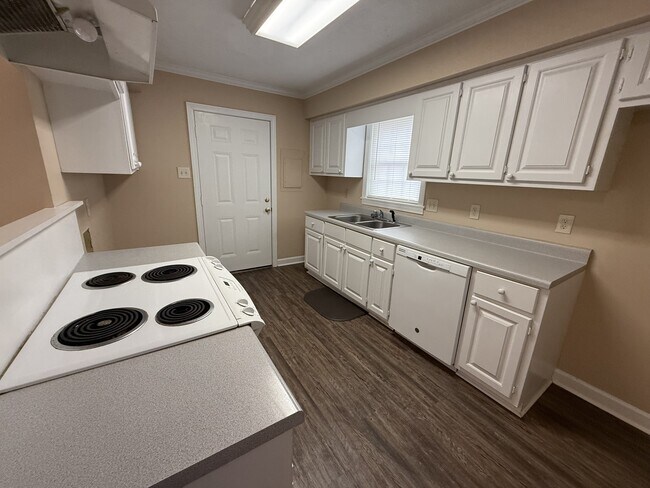 Foto del edificio - 226 Hickory Trail