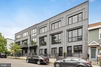Building Photo - 774 Girard St NW